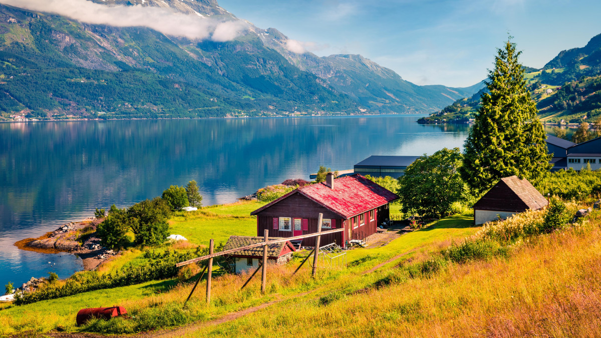 Piękniej, chłodniej i... taniej? Norwegia spodziewa się rekordowej liczby turystów latem 2024