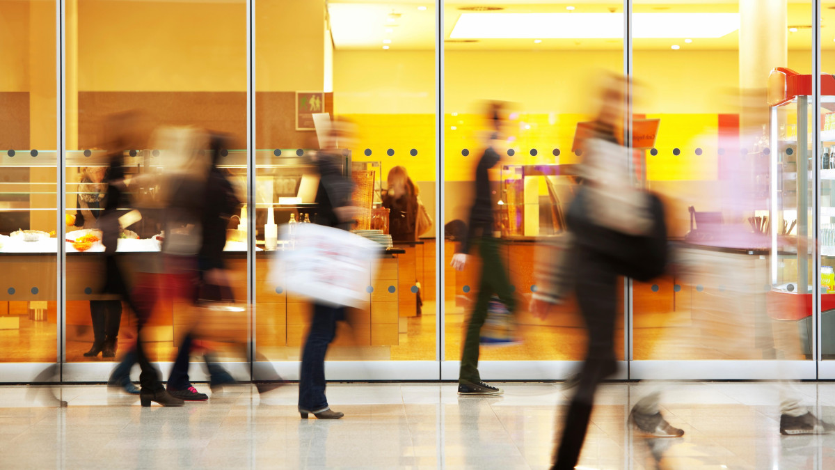 Po radosnym maju, smutny czerwiec. Mieszkańcy Norwegii mniej chętni do wydawania pieniędzy