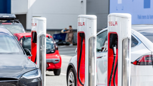 W Norwegii sprzedano najwięcej aut w historii. Prawie dwie trzecie z nich to „elektryki”
