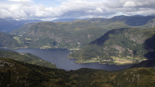 Norwegia zezwoli na składowanie odpadów górniczych w wodach fiordu
