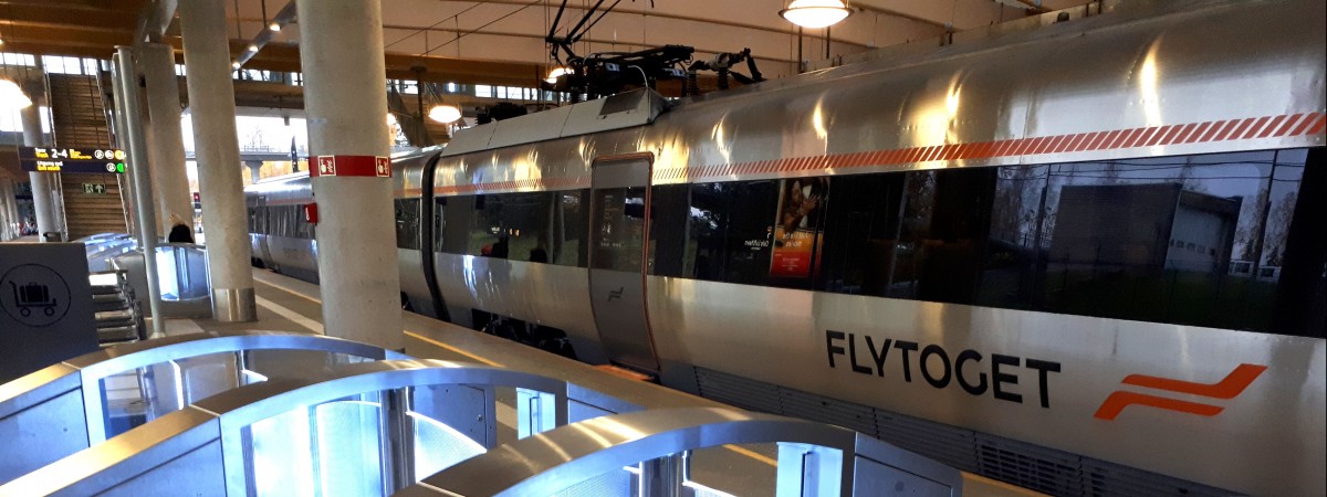 Technologia przerosła kolej. Ekspresowe pociągi na lotnisko nie mają po czym jeździć