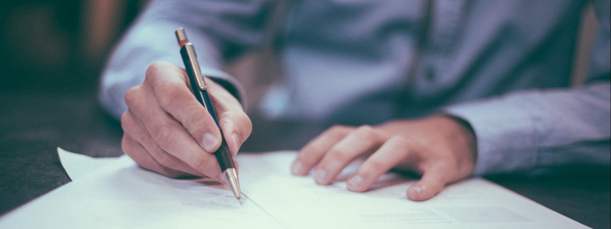 NAV ma ręce pełne roboty. Wniosków o zasiłek wciąż przybywa