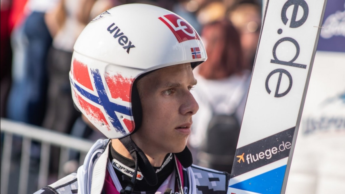 Skoki nago i w duecie: nietypowa przeszłość norweskiego odkrycia w Pucharze Świata