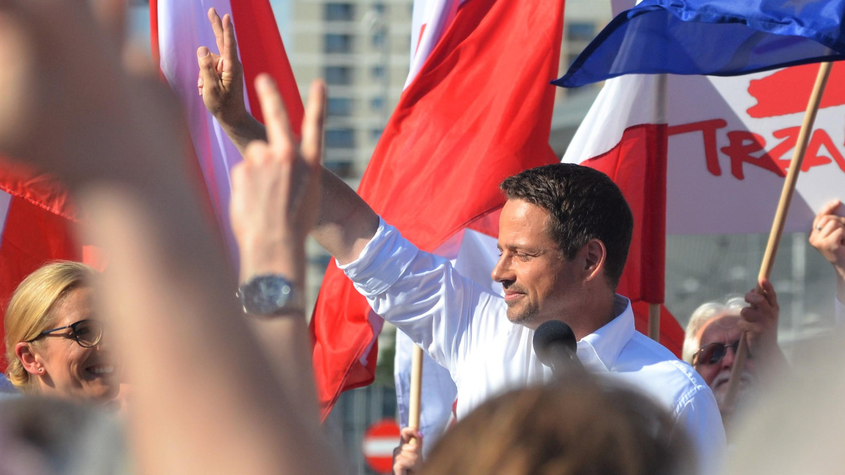 Tej nocy Polki i Polacy nie zasną. Minimalna różnica na korzyść Rafała Trzaskowskiego [WYBORY 2025]