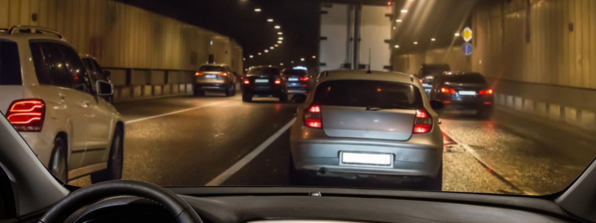 Dwa kolejne tunele z odcinkowym pomiarem prędkości. Rząd idzie na wojnę z piratami drogowymi 