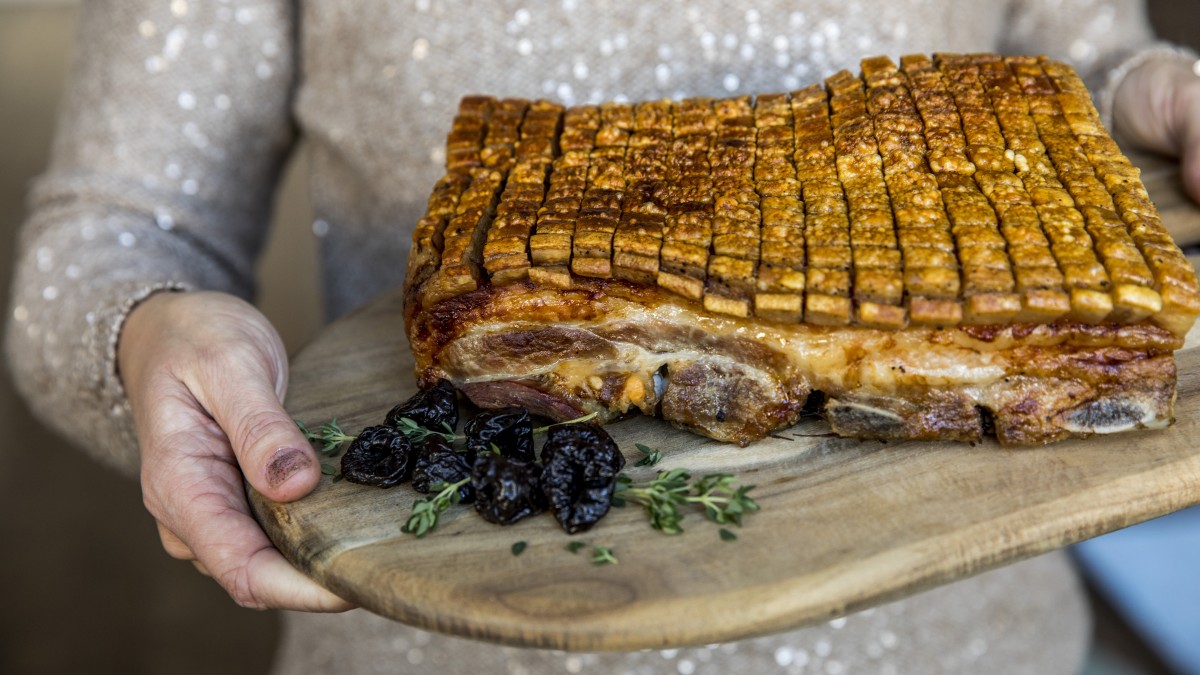 Boczek wieprzowy i… pizza. TOP 10 potraw, które w wigilię zagoszczą na norweskich stołach