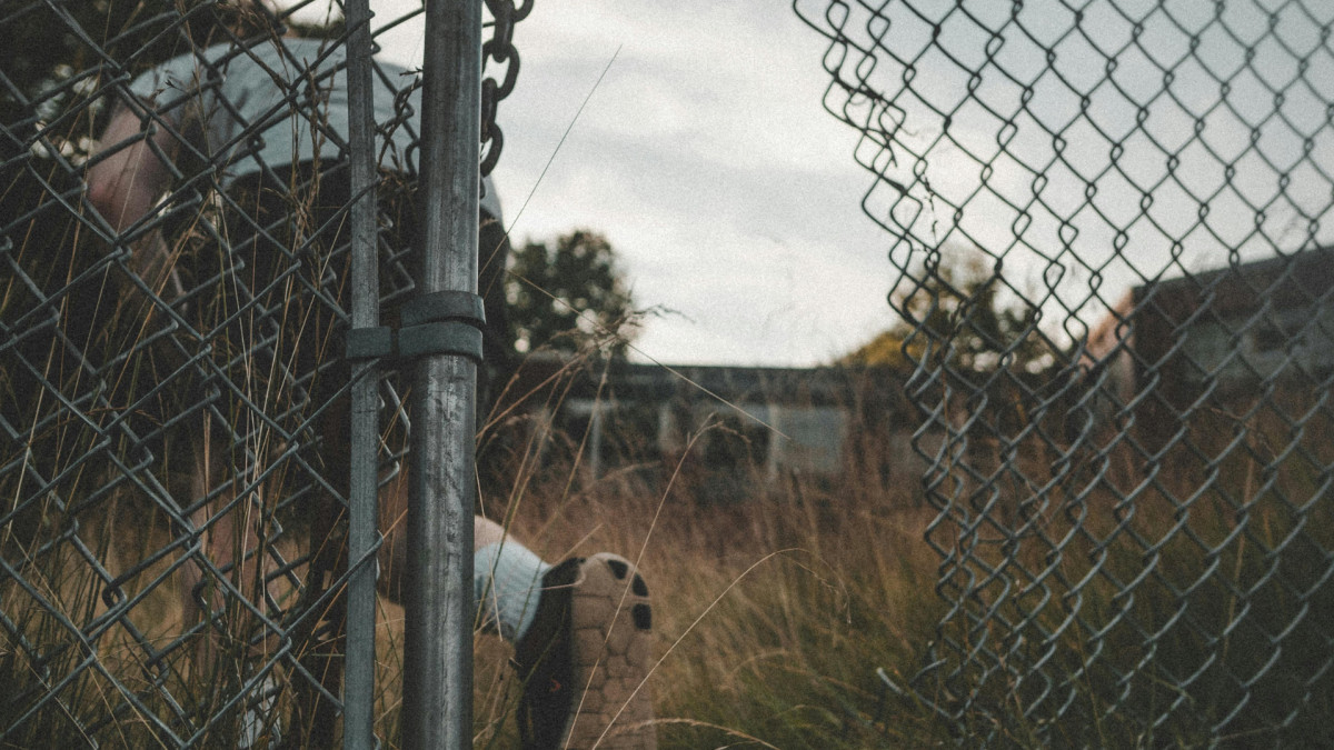 Norweska młodzież to mali przestępcy? Fakty mówią same za siebie