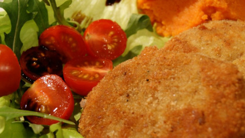 Aromatyczne placuszki rybne – prosty przepis na sobotni obiad