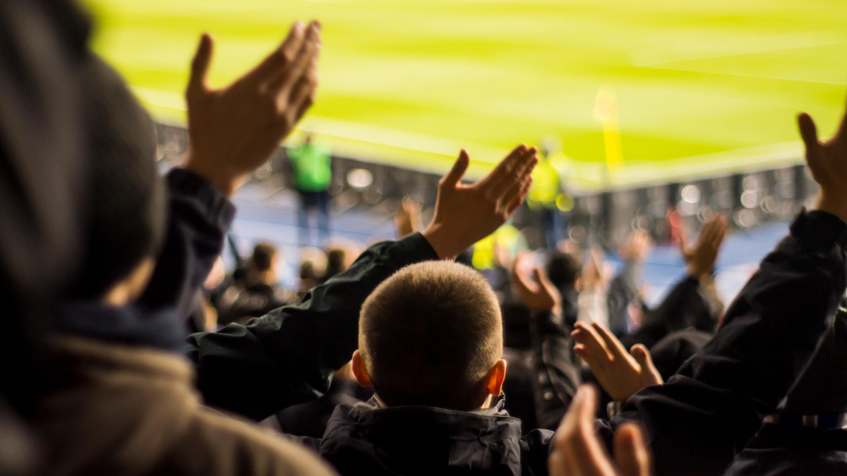 Olbrzymi zakaz stadionowy i program zmiany nastawienia. Wszystko przez homofobiczne hasła