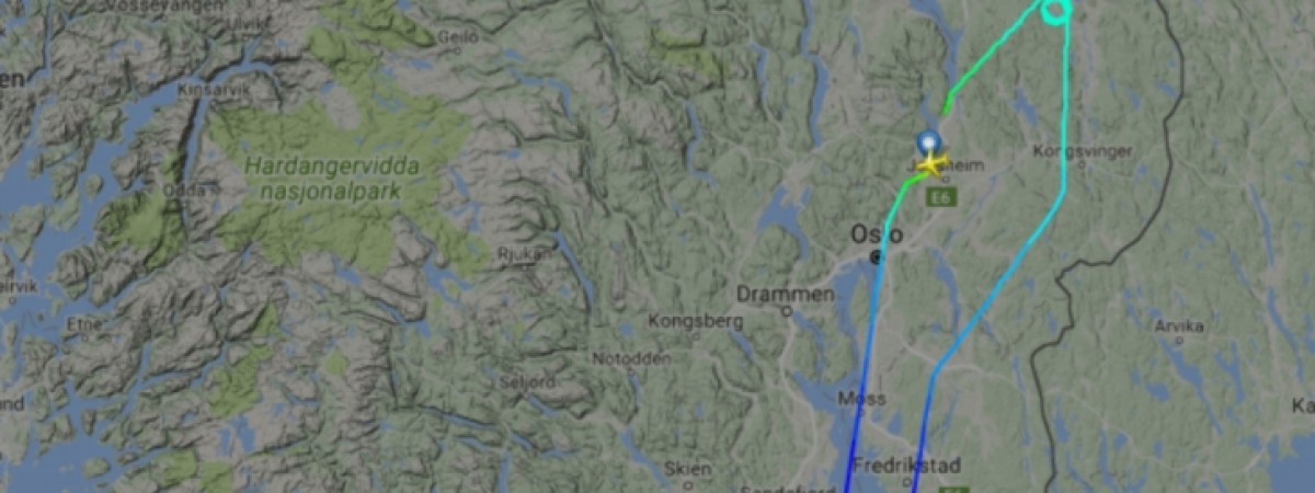 Ironia losu: Norwegian zawraca przez awarię toalety, a prawie połowa pasażerów na pokładzie to hydraulicy 