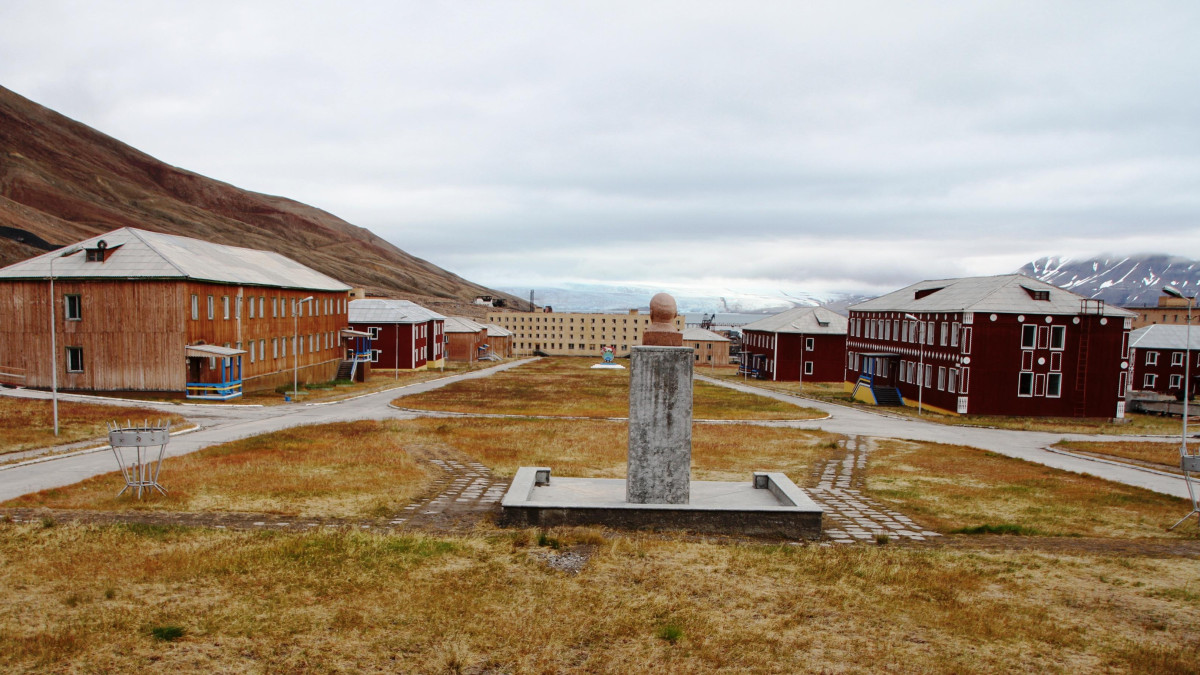 Wielki krzyż i nowe centrum badawcze. Rosjanie chcą „rządzić” na Svalbardzie