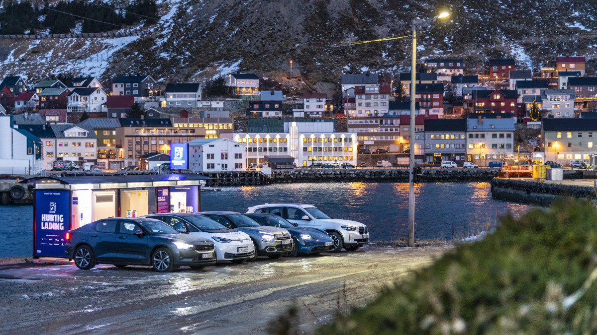 Kierowcy nie mają wyboru. W tych gminach nowe samochody są tylko elektryczne