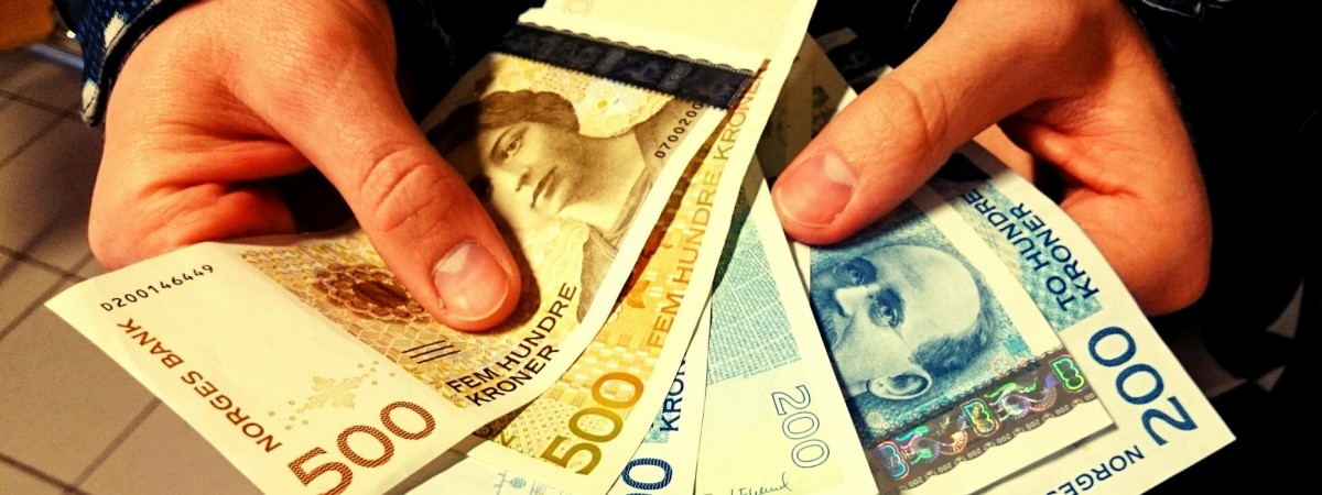 Próbowali przemycić ponad 750 tys. koron. Zatrzymano 20 osób, także Polaków