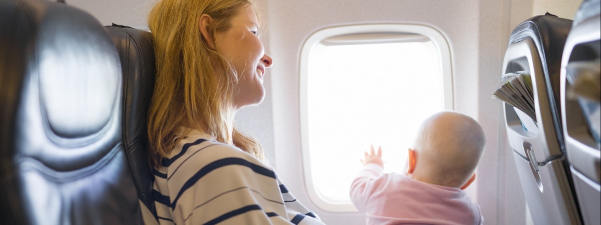 Ryanair niezgodnie z prawem pobiera opłatę za lot z niemowlakiem? Tak twierdzi znana organizacja konsumencka