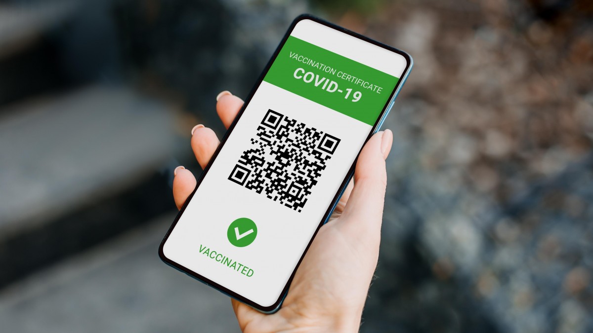 Zniknie cyfrowy certyfikat szczepień na koronawirusa. WHO chce jednak wykorzystać unijny system