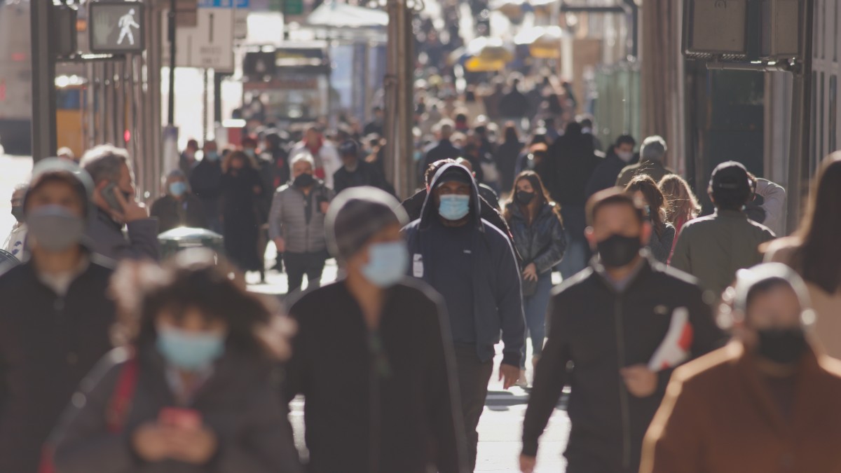 Tak trudnej sytuacji epidemicznej jeszcze nie było. Oslo decyduje się na zarządzanie kryzysowe