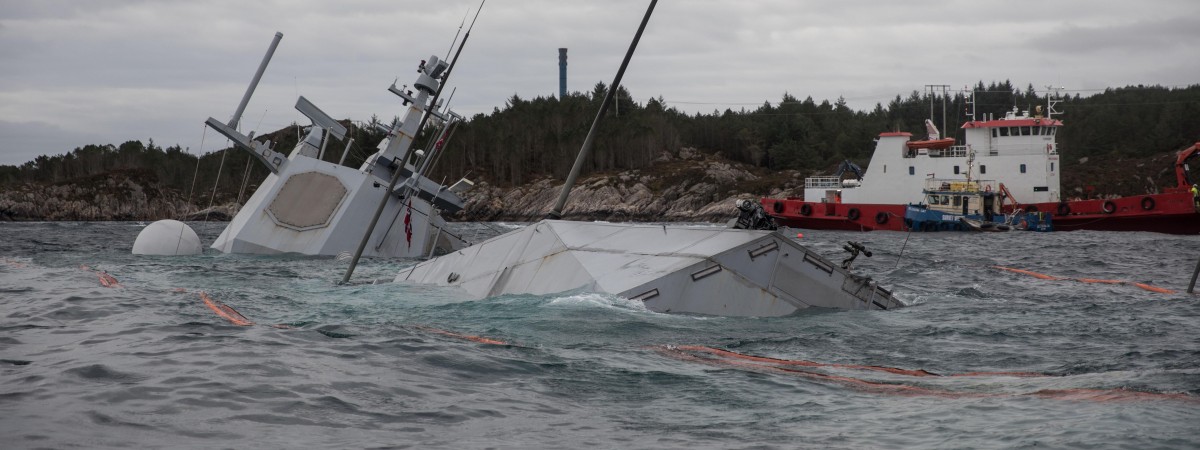 „To był strzał w kolano”. Los wojskowej fregaty przesądzony: poszła na dno