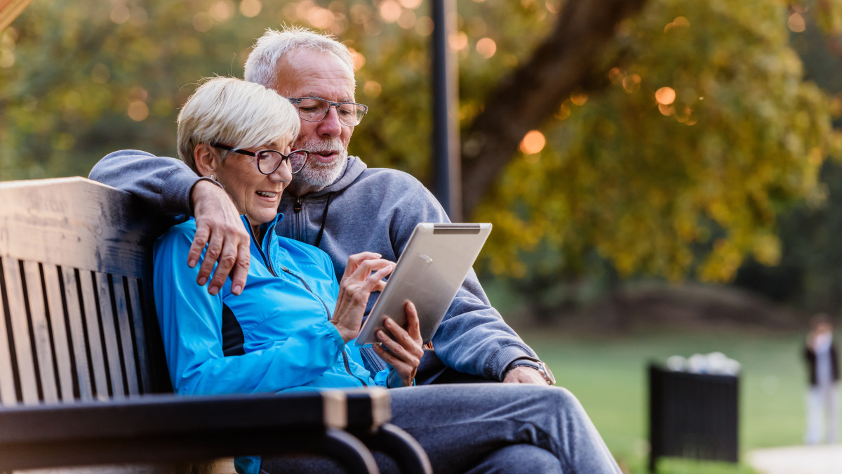 Samotny jak senior? Norwegia przeczy stereotypowi
