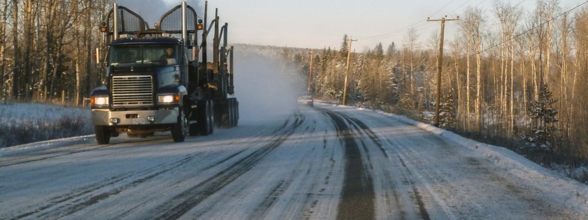 Ostrzeżenie dla kierowców: duże opady i silny wiatr w Østlandet [ALERT POGODOWY]