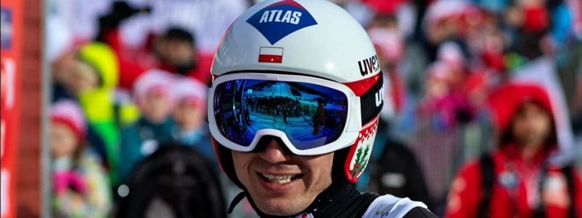 Stoch na podium w Wiśle. Żyła z groźnym upadkiem, zwycięstwo Tandego