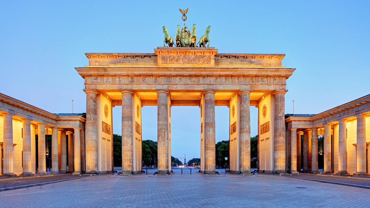 Obowiązkowa kwarantanna po powrocie z kolejnych państw. Zmiany od soboty