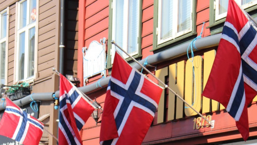 Syryjski chłopiec w ciągu 20 dni nauczył się mówić po norwesku
