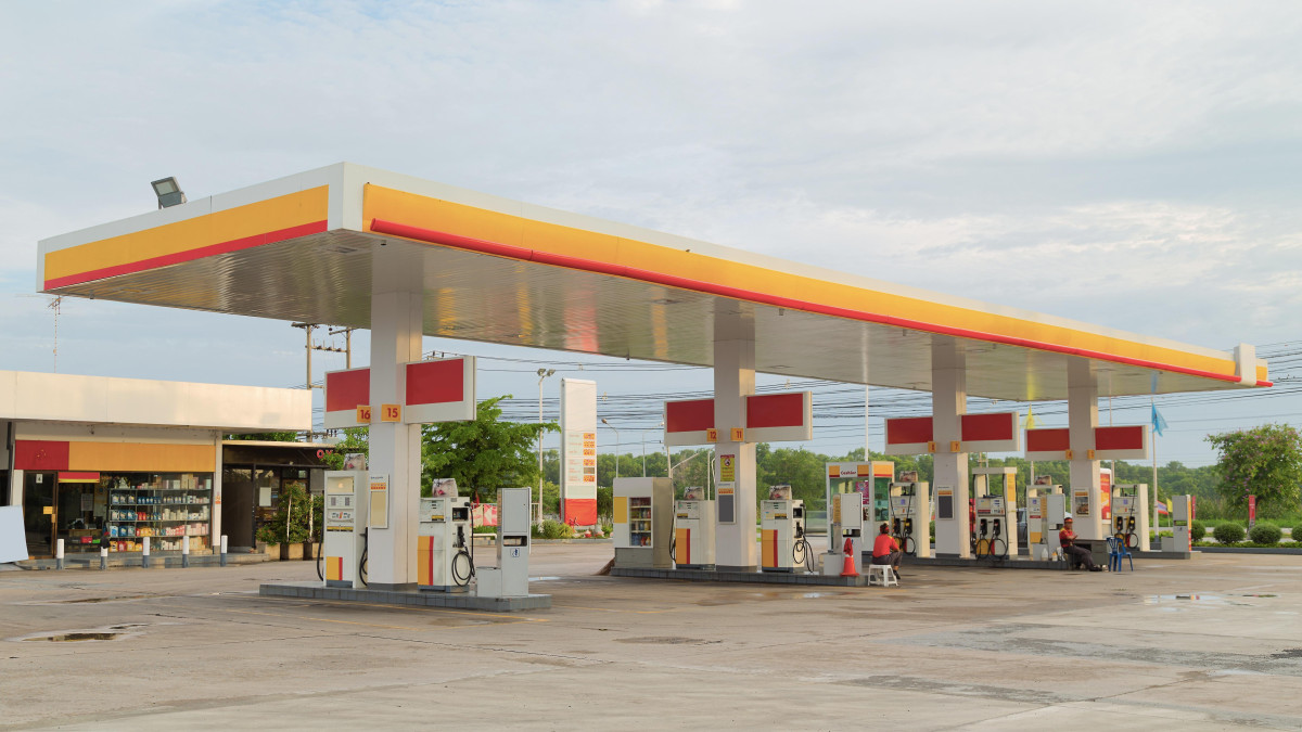 Bogaty jak mieszkaniec Norwegii? Zbadali, ile paliwa zatankujesz za średnią krajową