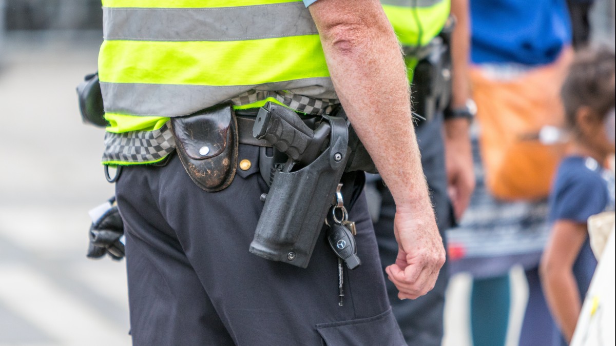 Policja gotowa na atak islamistów. Będzie nosić broń