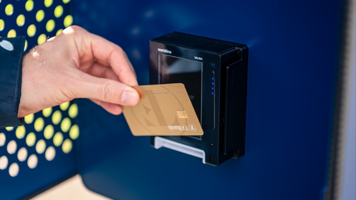 Sukces posiadaczy elbili. Nowe stacje ładowania z wymogiem płatności kartą