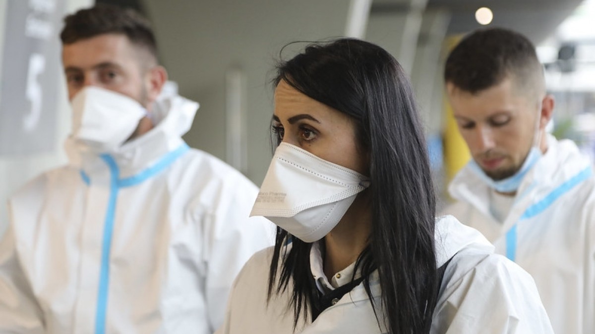 Rośnie liczba zakażeń deltą: „Latem może zdominować Norwegię”