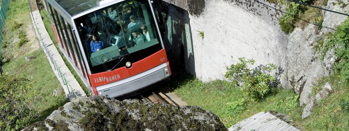 Tunel albo kolejka jako atrakcje turystyczne? Oto najdziwniejsze miejsca, które warto odwiedzić