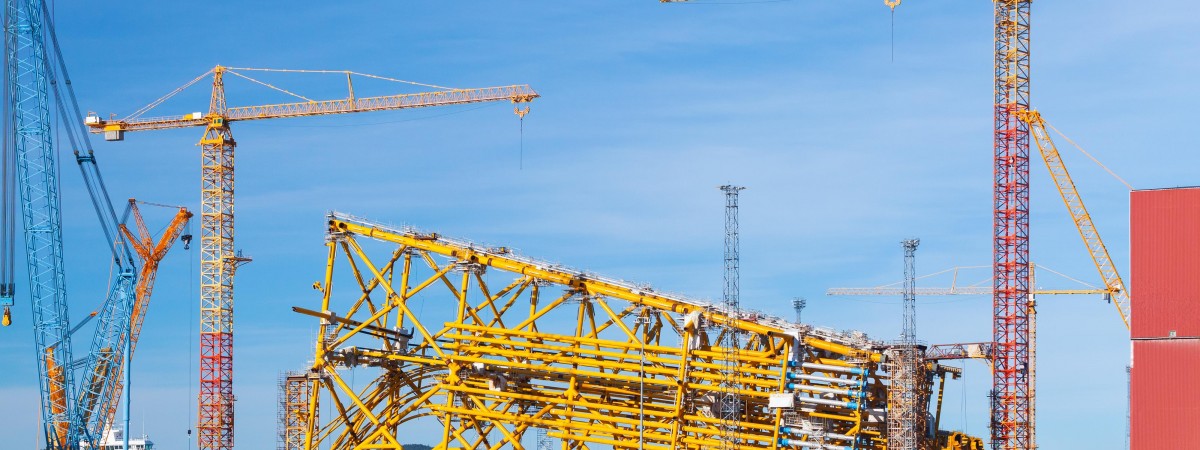 Rynek pracy powoli nabiera tempa. Dla Polaków wiele nowych ofert w budowlance, motoryzacji czy przemyśle