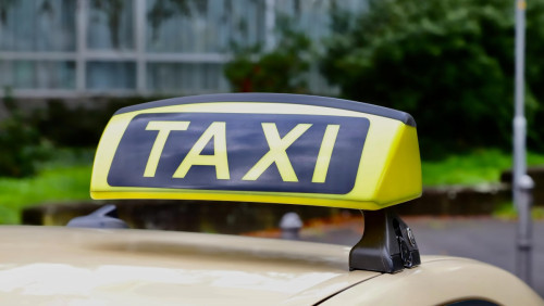 Od 1 czerwca surowsze wymogi, by uzyskać licencję taksówkarską