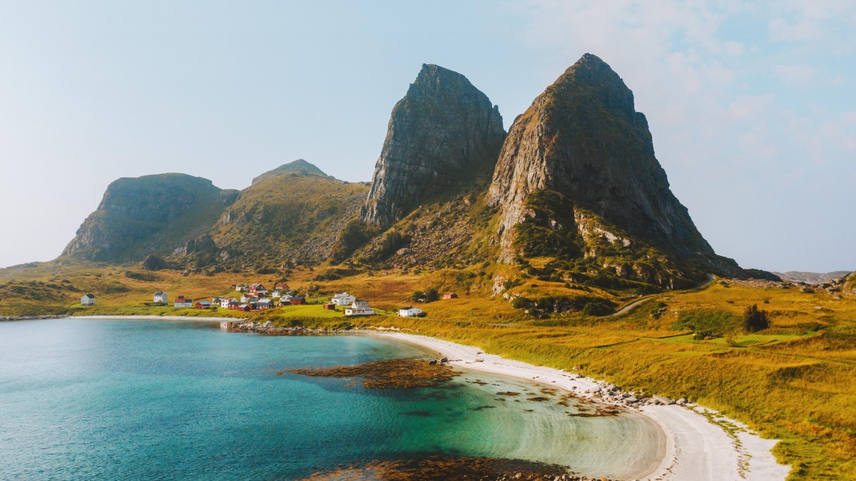 Turystyka przyszłości? Norweska gmina zapewnia nocleg w zamian za sprzątanie śmieci