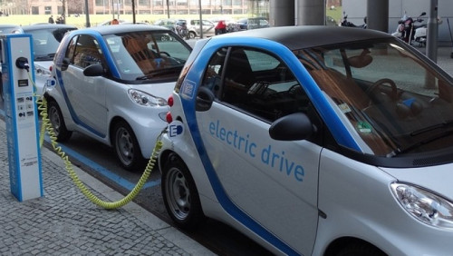 Elbil – czy kupno samochodu elektrycznego rzeczywiście się opłaca?