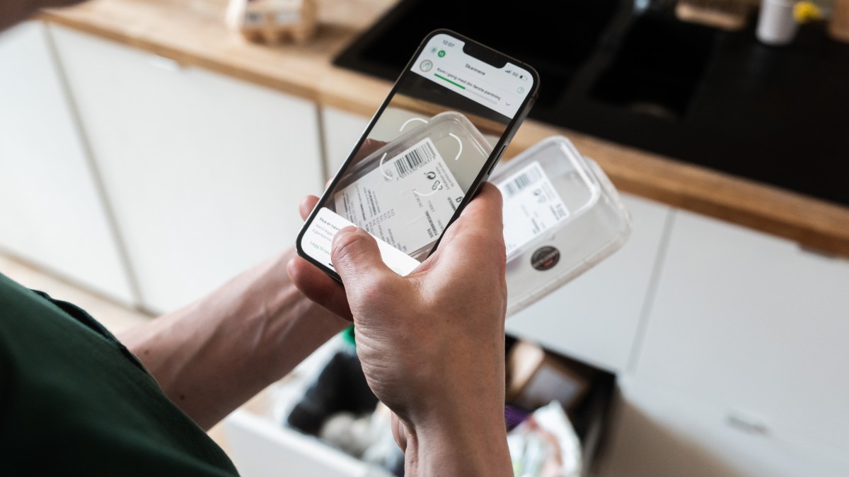 Nie tylko puszki i butelki: jak dostać w Norwegii pieniądze za śmieci? Pomoże aplikacja