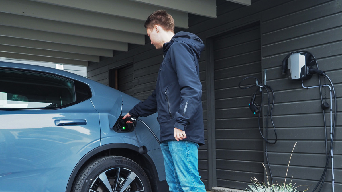 Opłacalny jak... samochód elektryczny. Obliczyli, ile możesz zaoszczędzić