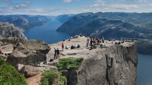 Piękne widoki? Preikestolen bije na głowę cały świat: 1 miejsce na liście cudów natury