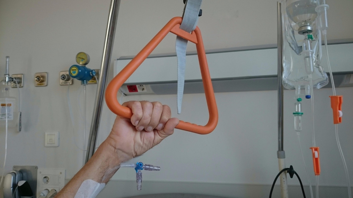 Appeal during the election campaign: time for a debate on euthanasia