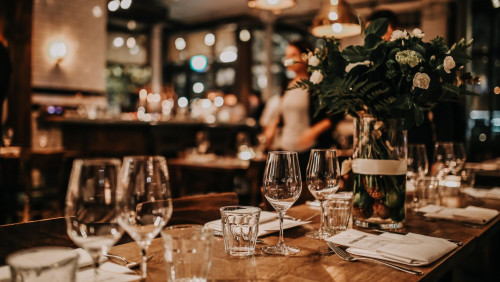 Przedświąteczne kontrole Inspekcji Pracy. Pod lupą hotele i restauracje