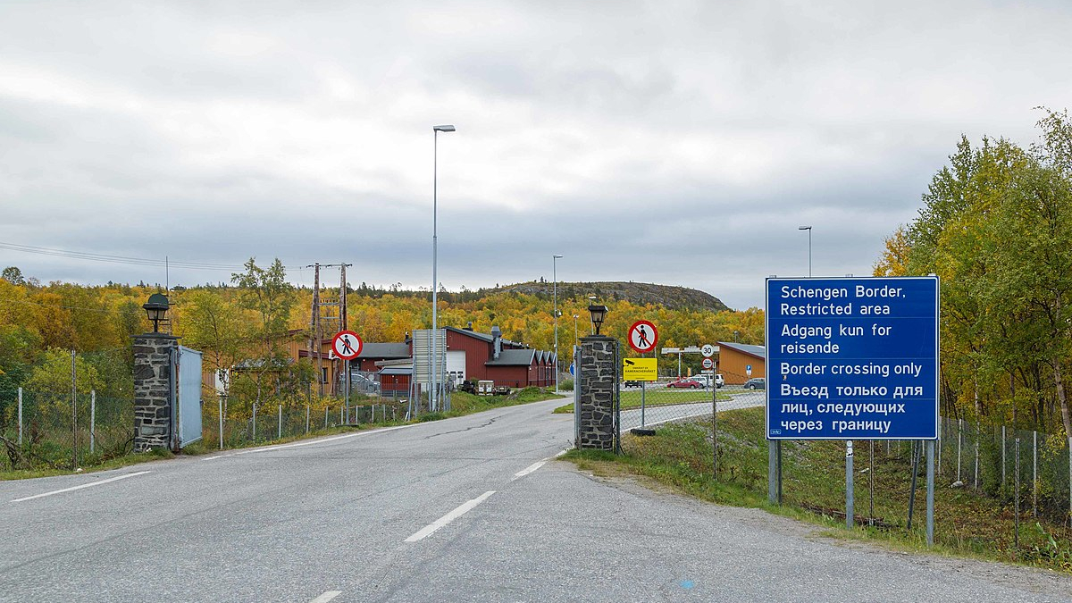 Norwegia po raz kolejny uderza w Rosjan. Policja może deportować „niechcianych” przyjezdnych