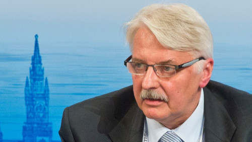 Minister Waszczykowski do Polonii: „Dzisiaj ojczyzna woła o powroty”