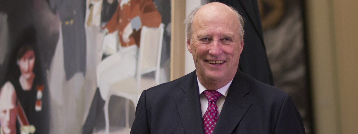 Rodzina królewska w okresie epidemii: trzy osoby w grupie wysokiego ryzyka