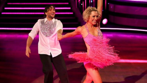 „Cała Norwegia tańczy”… z Ewą Trelą. Szczecinianka porywa w jednym z najpopularniejszych show Norwegii