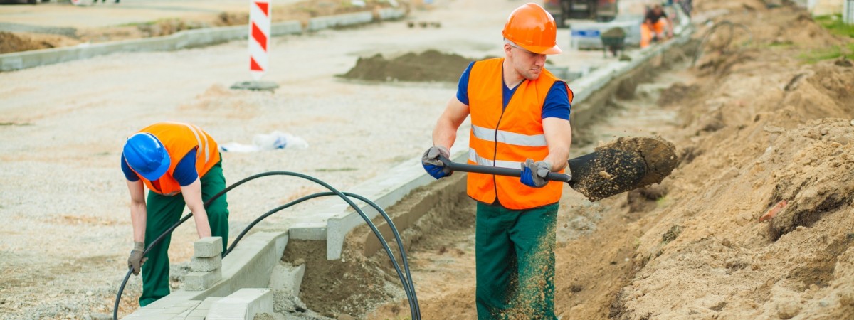 Rząd wydłużył  „permittering” do 52 tygodni. To dobra wiadomość także dla Polaków