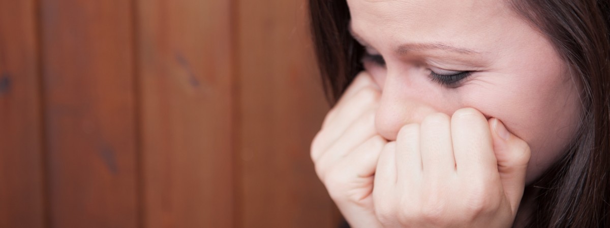 „Zawsze bił tak, by nie zostawić śladów. A ja wzniosłam wokół tego mur milczenia” [HISTORIA EWY]