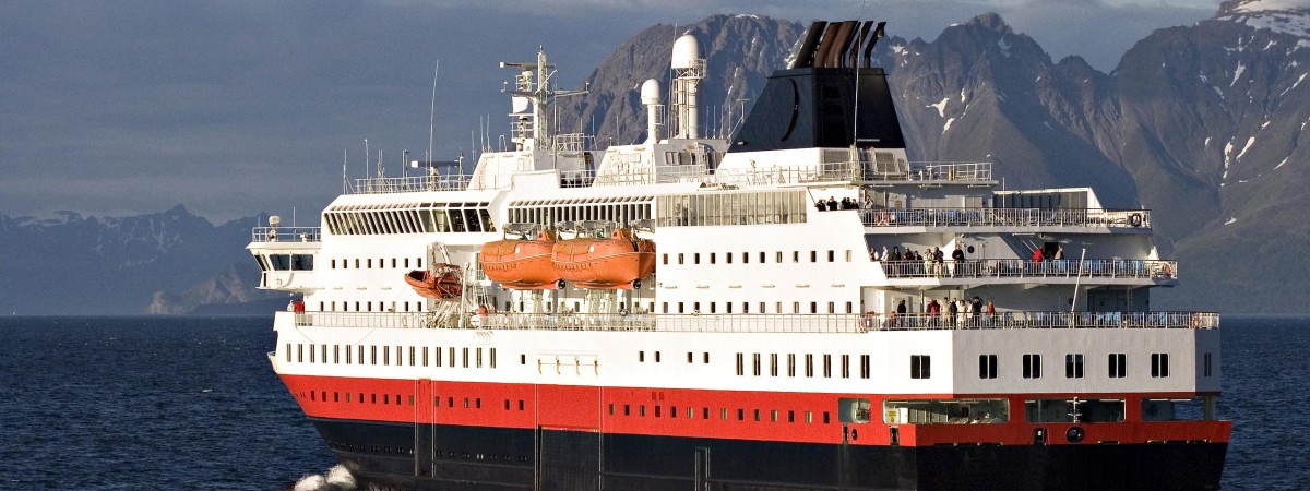 Na podbój świata z Hurtigruten. Przewoźnik wprowadza trasy na innych kontynentach