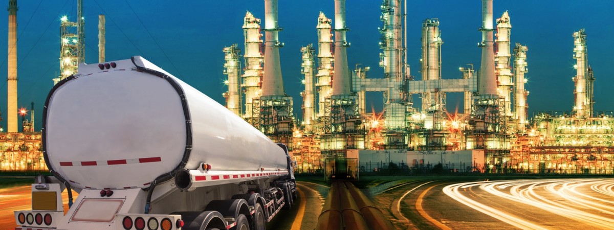 Iran wraca na rynek ropy. Co to znaczy dla przeciętnej kieszeni? 