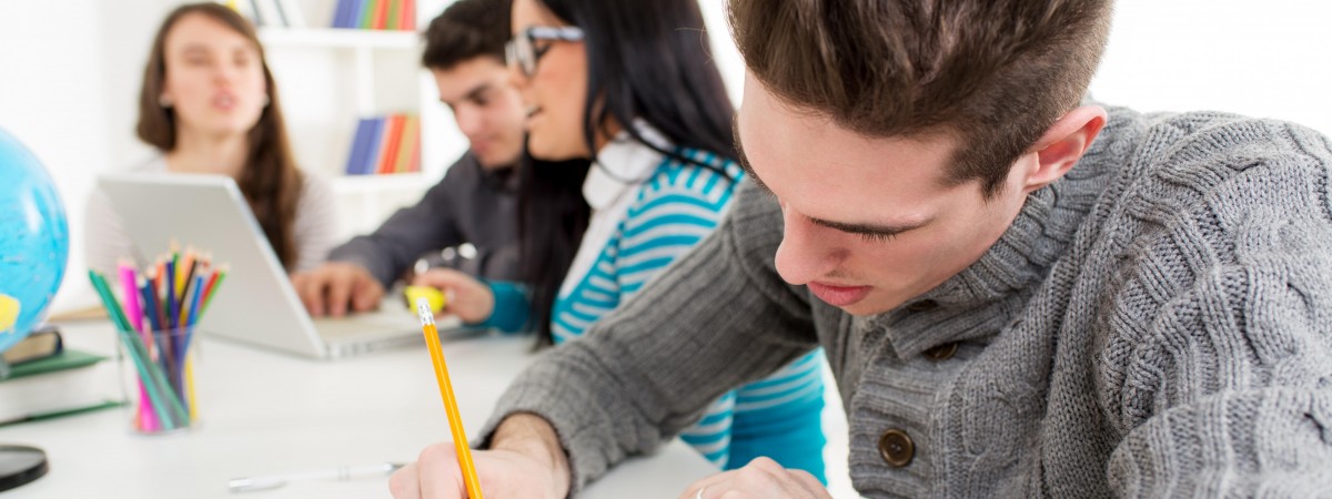 Przewlekle chorzy norwescy uczniowie wolą iść do szkoły niż do lekarza