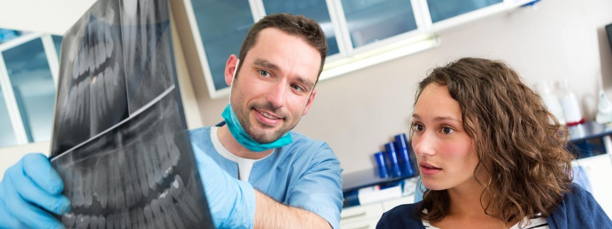 Koniec „turystyki dentystycznej”? Norwescy lekarze chcą ograniczyć zagraniczne wyjazdy na leczenie 